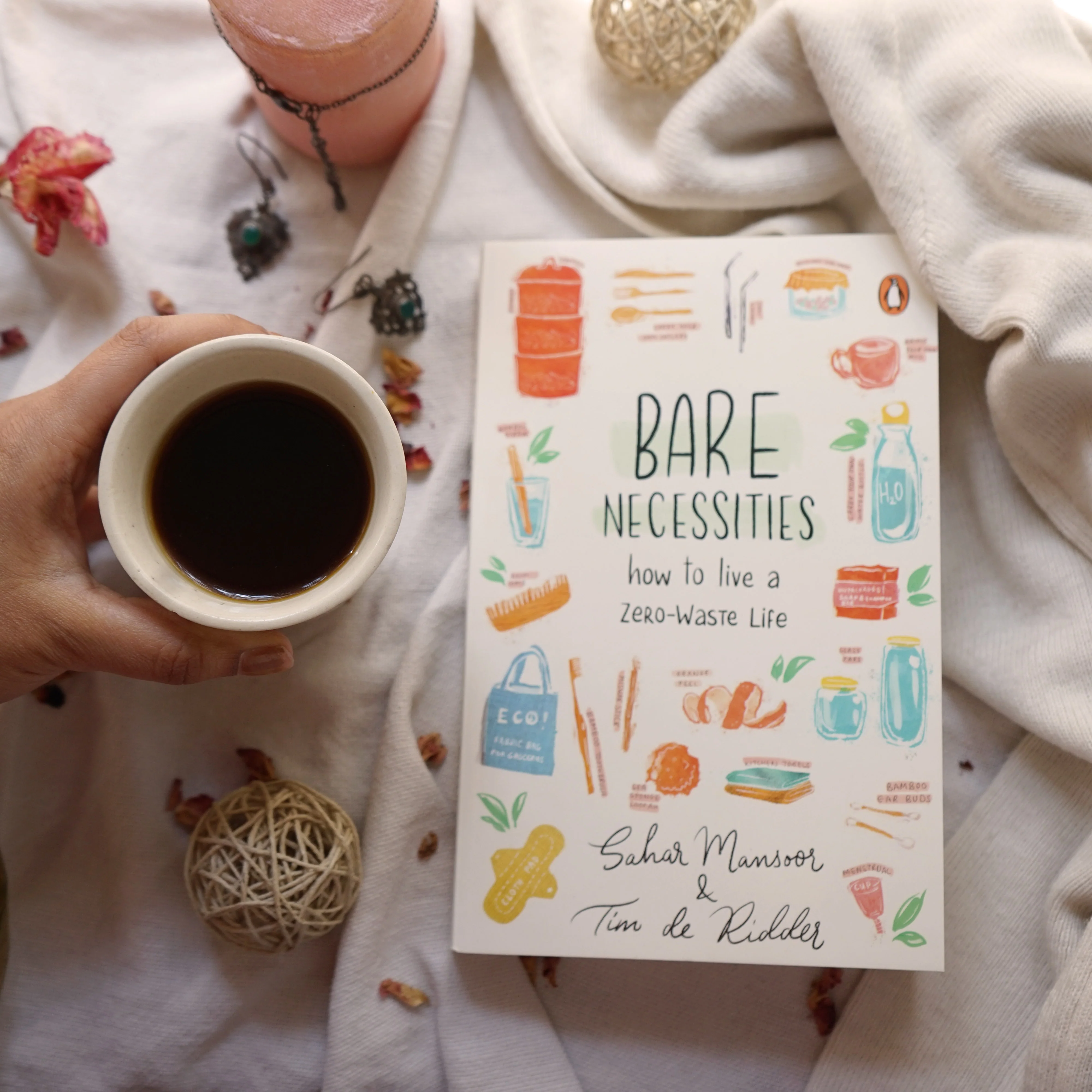 Bare Necessities: How to Live a Zero-Waste Life - Book by Sahar Mansoor & Tim De Ridder - Image 4